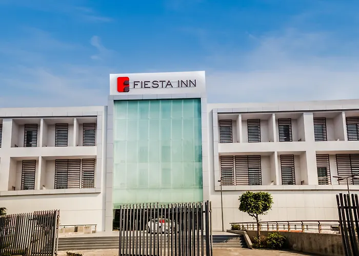 Fiesta Inn Plaza Central Aeropuerto